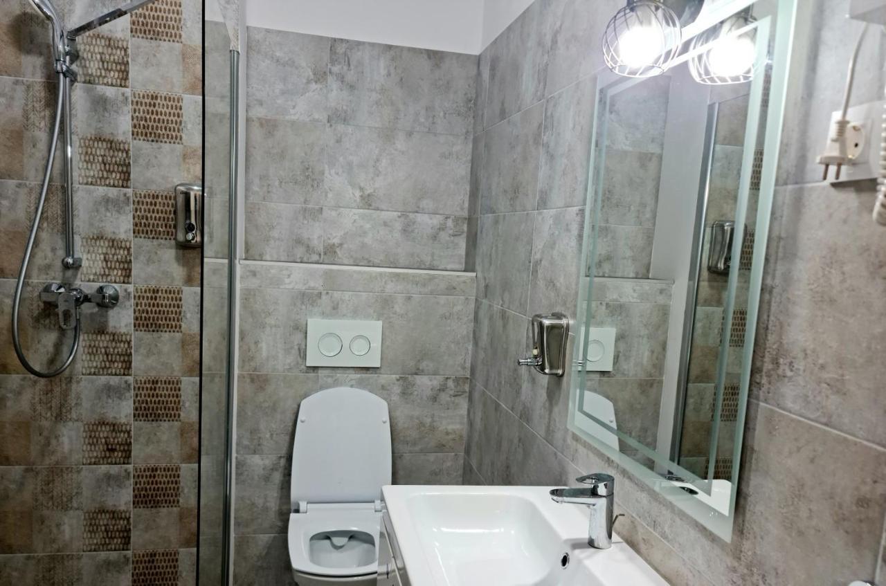 Apartament E'Special No3 Alba Iulia Bagian luar foto