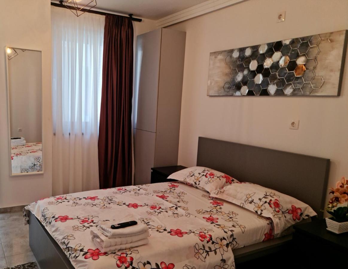 Apartament E'Special No3 Alba Iulia Bagian luar foto